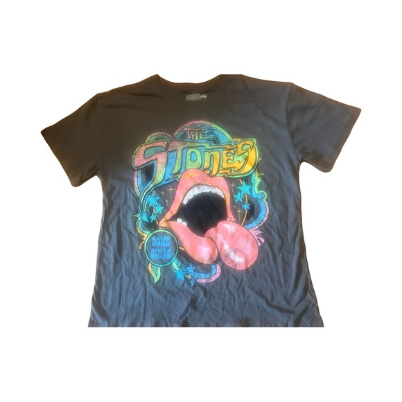 NWT Rolling Stones graphic tee - Picture 4 of 10